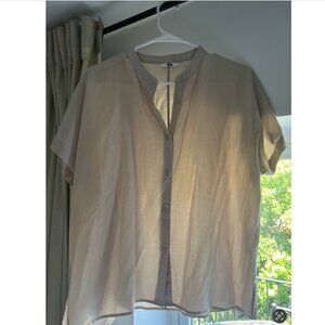 Uniqlo Short Sleeve Shirt